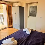 Atenea Centro Guest house 4*