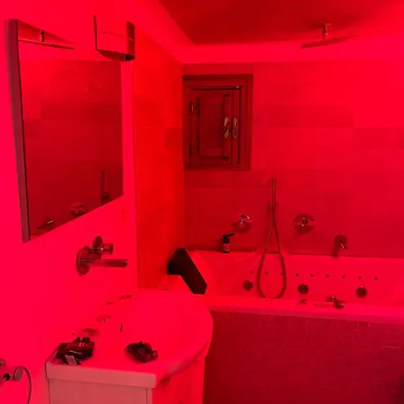 Atenea Centro Guest house 4*